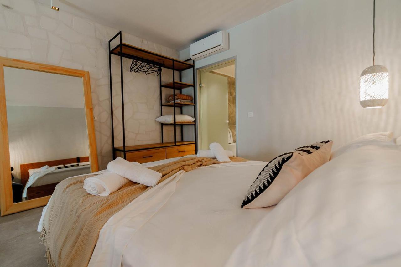 Olia Suites 帕尔加 外观 照片