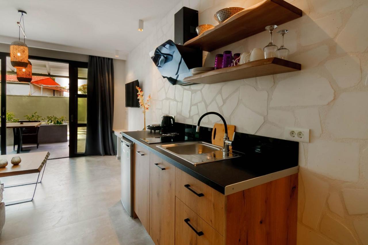 Olia Suites 帕尔加 外观 照片
