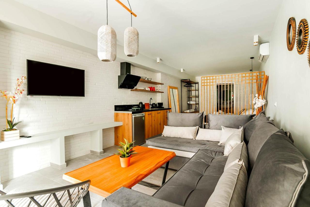 Olia Suites 帕尔加 外观 照片