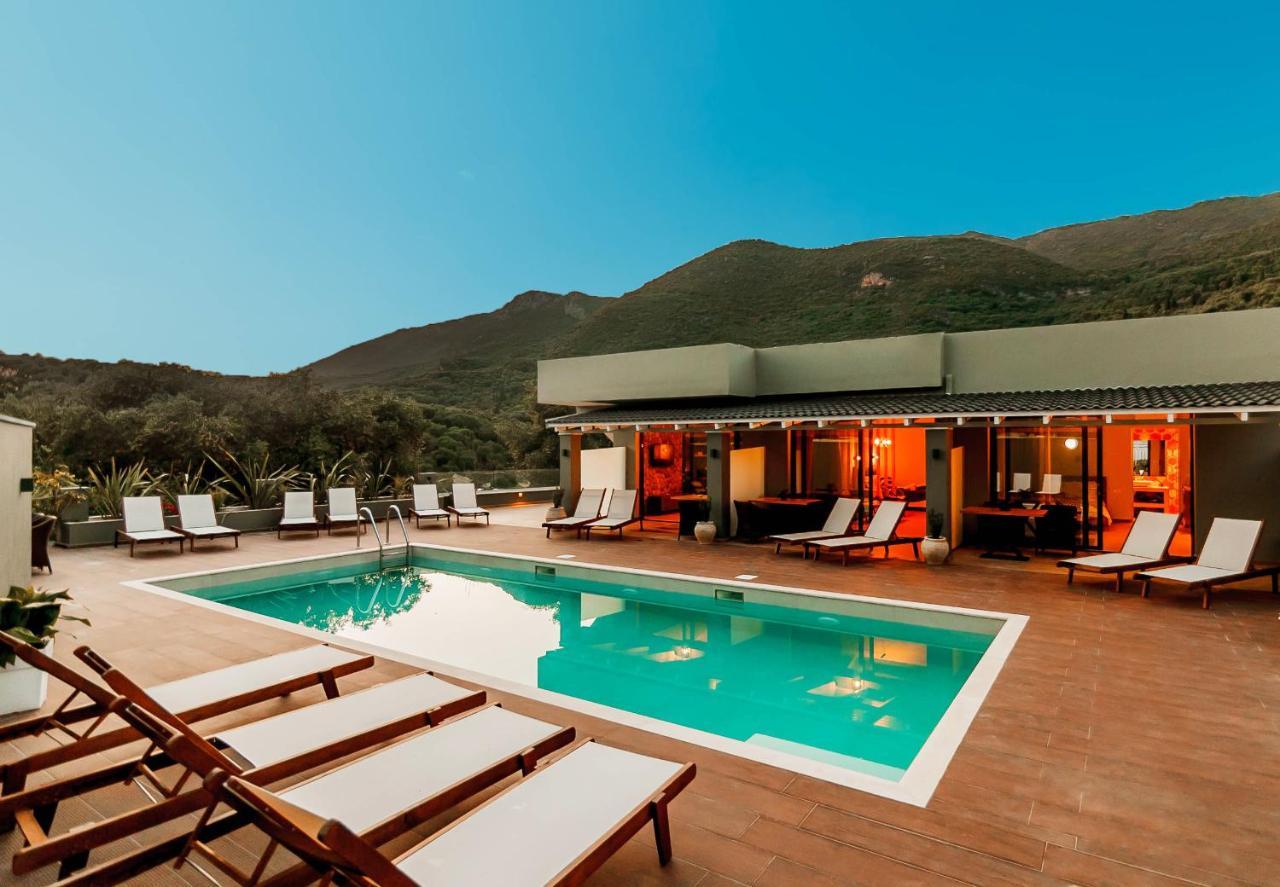 Olia Suites 帕尔加 外观 照片