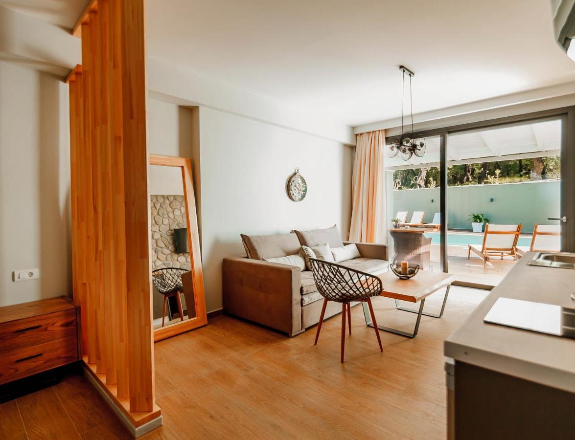 Olia Suites 帕尔加 外观 照片