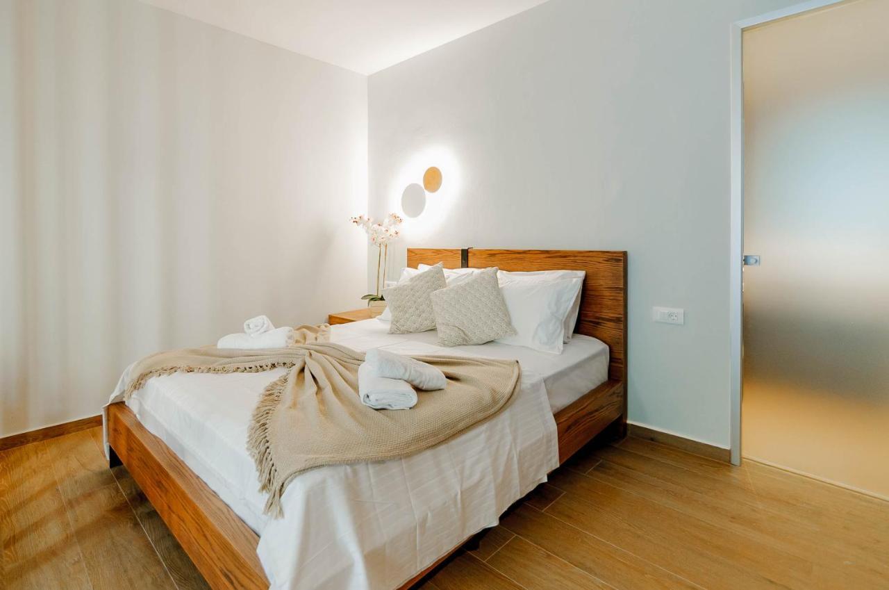 Olia Suites 帕尔加 外观 照片