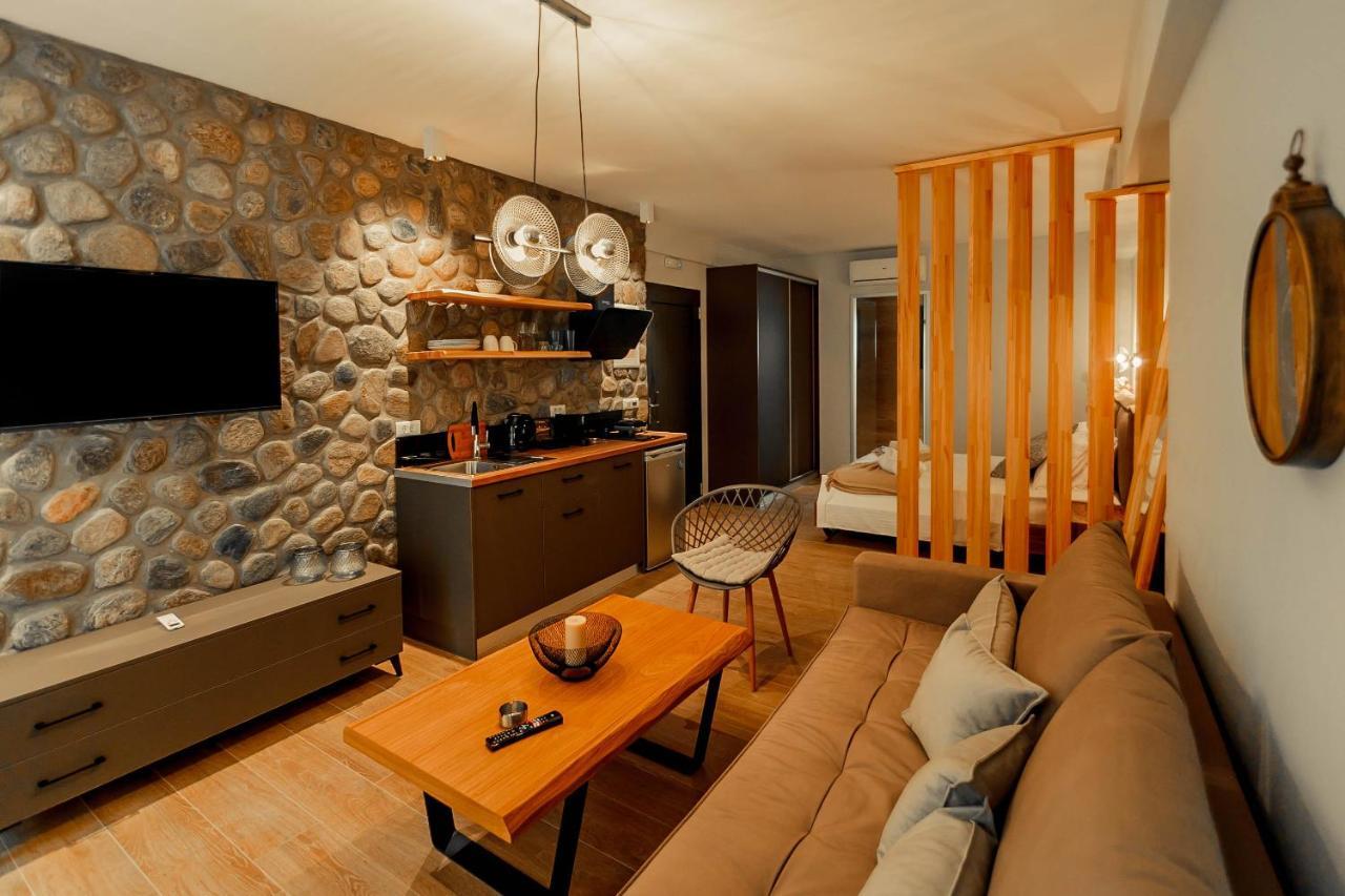 Olia Suites 帕尔加 外观 照片