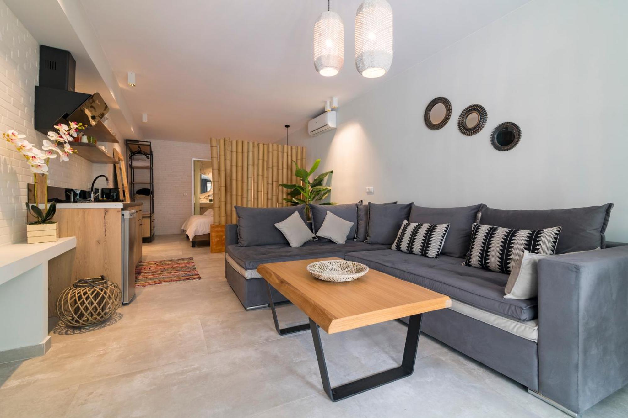 Olia Suites 帕尔加 客房 照片